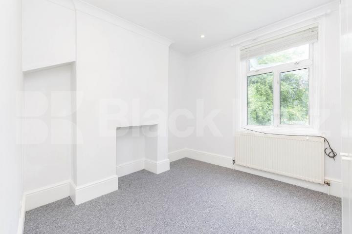 Super 5 double bedroom newly refurbished house with garden in Muswell Hill Pembroke Road , Muswell Hill